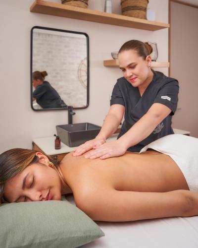 The Artisan D.C. Hotel, Autograph Collection