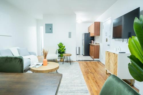 49-4A Prime Midtown newly 2BR WD, New York (photo 4)