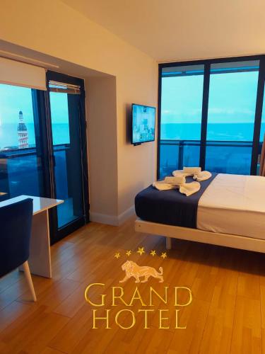 532357894 GRAND HOTEL ☆ ORBI CITY