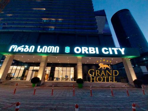 532357939 GRAND HOTEL ☆ ORBI CITY