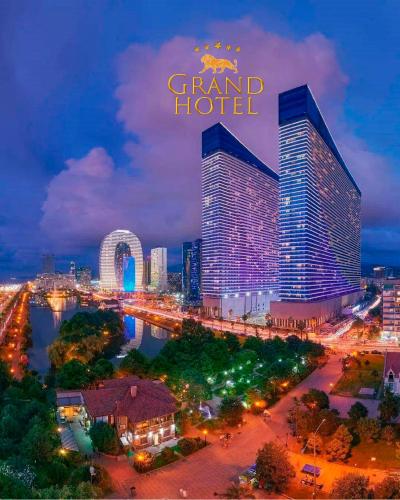 GRAND HOTEL ORBI CITY 4