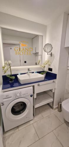 532358753 GRAND HOTEL ☆ ORBI CITY