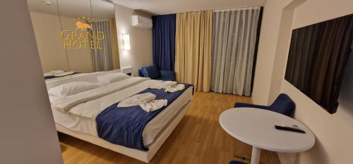 532358782 GRAND HOTEL ☆ ORBI CITY