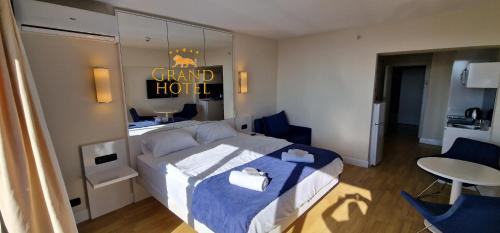 532358790 GRAND HOTEL ☆ ORBI CITY