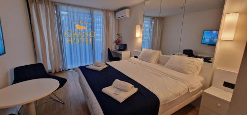 532358793 GRAND HOTEL ☆ ORBI CITY