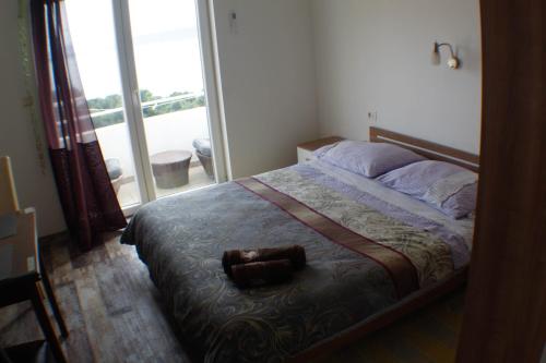 1 double bed