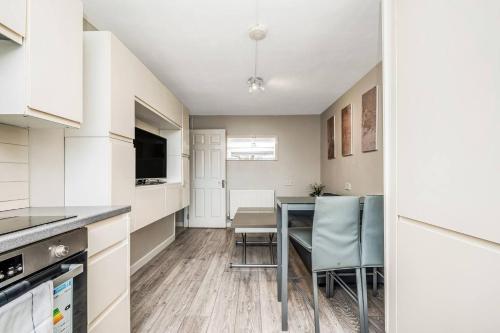 Pass the Keys Whitechapel Central Apartment - image 11