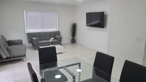 Arpe 4plex Room Type - One-Bedroom Apartment