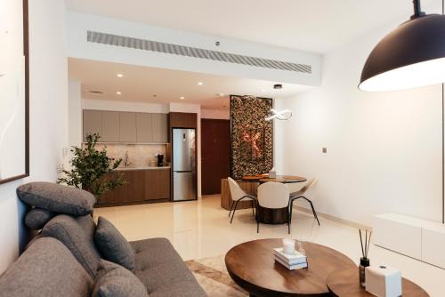 Luxurious Waterfront 1BR with Stunning Sea Views - 15AB02, Dubái (foto 4)