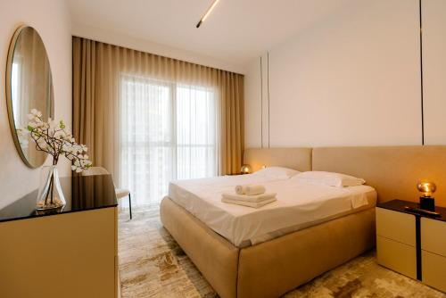 Luxurious Waterfront 1BR with Stunning Sea Views - 15AB02, Dubái (foto 9)