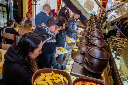 Restaurant, HOTEL ALONSO DE ERCILLA in Concepcion