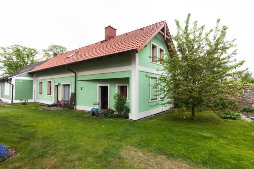 A szálláshely kívülről, Penzion Na Statku in Mochov