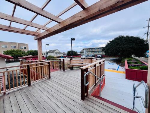 Monterey Hostel - 숙소 외관