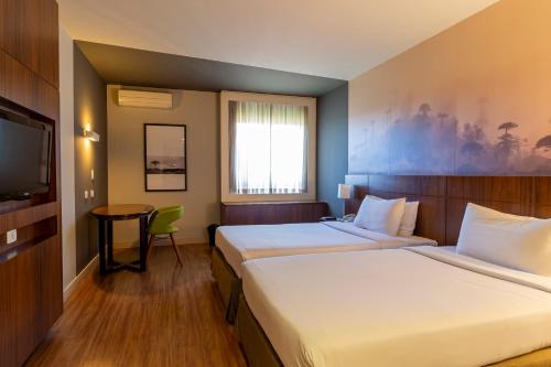 2 twin beds