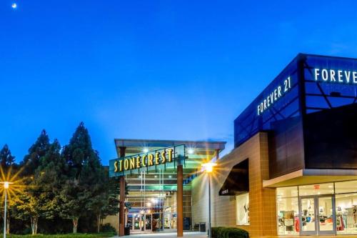 Entire Apartment Suite family singles Couples Nurses dinners business meetings in ستون ماونتن