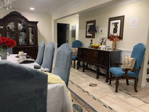 Entire Apartment Suite family singles Couples Nurses dinners business meetings in ستون ماونتن