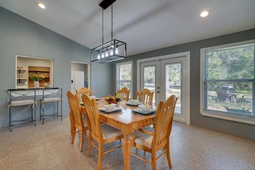 Spacious Arcadia Escape Near Public Boat Ramp in Arcadia