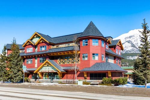 The Grand Escape Downtown Canmore