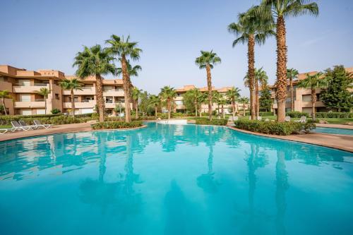 Vue Imprenable golf-Piscine - Tap to explore photos