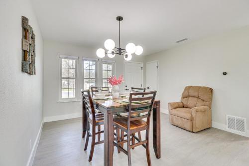 Remodeled Home with Yard about 5 Mi to Downtown Austin! in Austin, USA