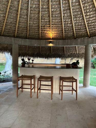 Erkély/terasz, Oasis en Yautepec, alberca, jacuzzi y naturaleza in Rancho Nuevo