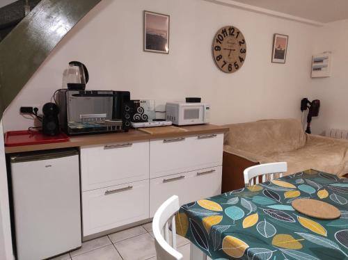 la maison du bonheur in อล็องกง