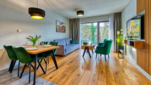 Apartamenty z basenem i saunami STONE HILL RESORT II VIP Centrum by Royal Aparts