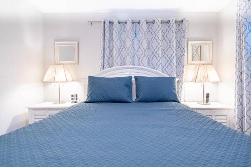 Wilton Manors Cottage East 2 Bed 2 Bath Wown Pool thumb 4