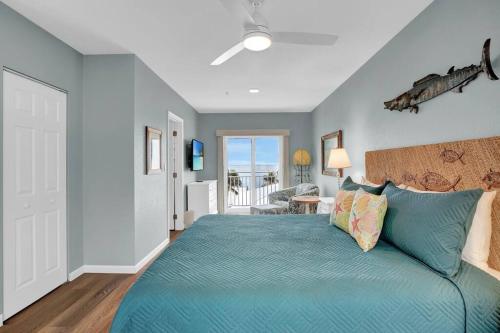 Oceans Retreat 1B 2Ba Steps to Pool Atlantic Oc in Marathon, USA