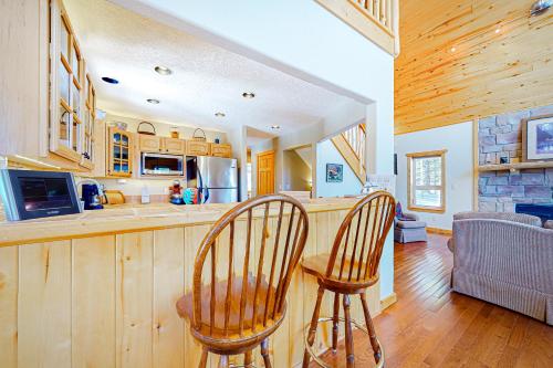 Parker Chalet in Angel Fire, USA