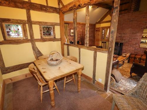 The Old Dairy Shrewsbury - image 12