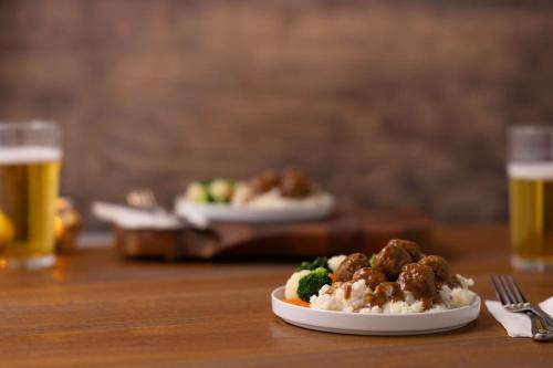 Drury Inn & Suites Kansas City Independence - 식음료(F&B)