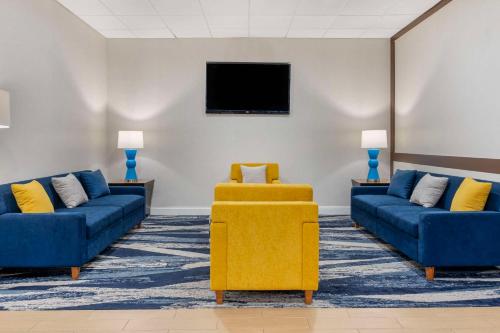 Photo - Comfort Inn & Suites Danbury-Bethel