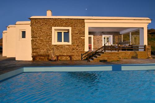 the nest, Andros (photo 4)