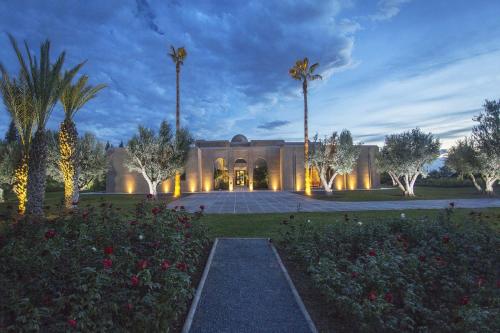 Villa with Private Pool room in Adnaa - Modern Villa with 2 pools sauna hammam tennis court & home cinema