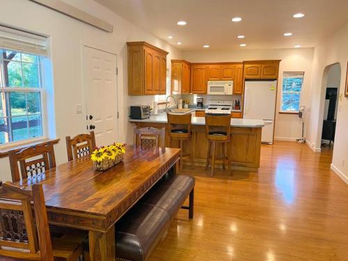 Country House in Alpine (WY)