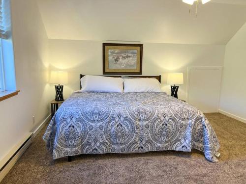 Country House in Alpine (WY)