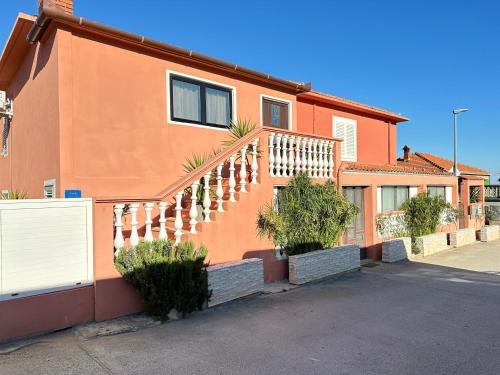 Apartments by the sea Sali Dugi otok - 12757 Sali