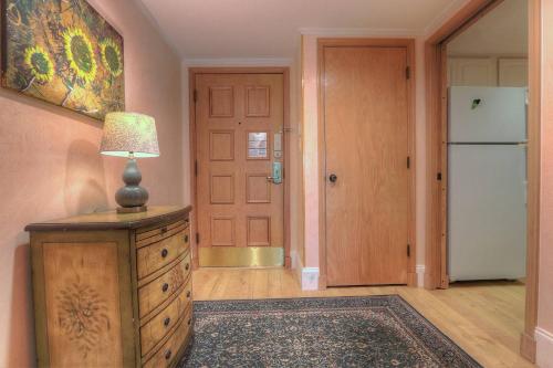 Perfect Condo Sleeps 8, Florida in Palm Harbor, USA