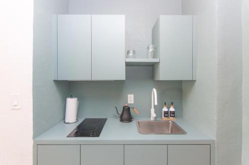 Stylish One Bedroom Apartment In El Portal #4 in Miami, USA