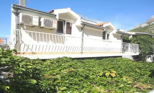 Apartments with a parking space Baska Voda, Makarska - 22465 Apartments with a parking space Baska Voda, Makarska - 22465