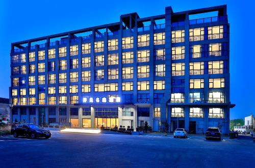 Zhoushan Maison New Century Hotel