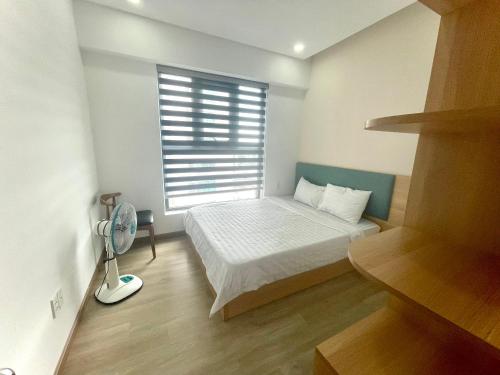 Apartment with Balcony image 5
