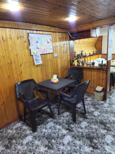 設施, Mickey Mouse studio in 傑拉什 