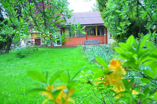 Suite with Garden View