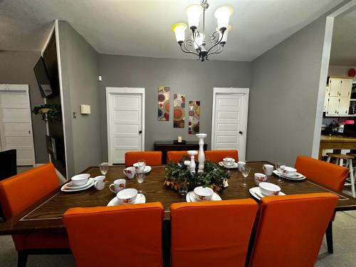 Renovated,Comfortable and Convenient Experience Renovated,Comfortable and Convenient Experience