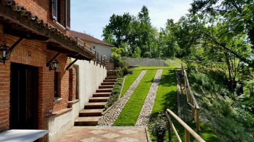 Dārzs, B&B Lanterna delle Fate in Azzano d' Asti