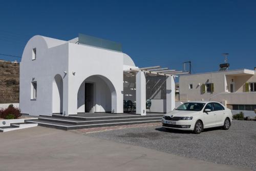 GREY DOME SANTORINI