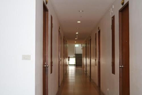 Diamond Crown - image 3