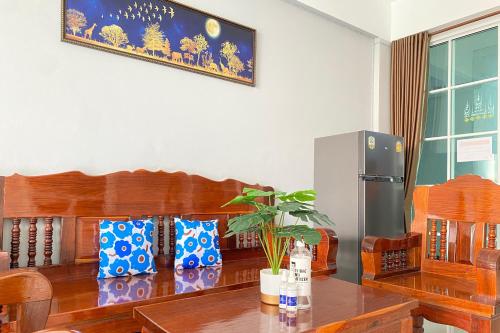 大堂, 大桑蘇克-翁諾伊 (Grand Sansook Omnoi) in 龍仔厝